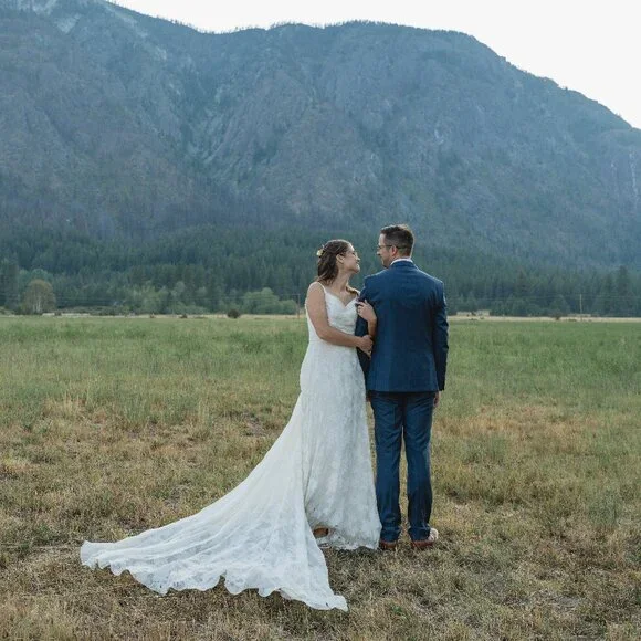 Marchesa Notte Wedding Dress - Picture 9 of 16